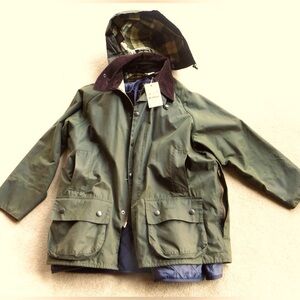 Barbour® Classic Beaufort Jacket w liner. Size 44. Green. Excellent condition